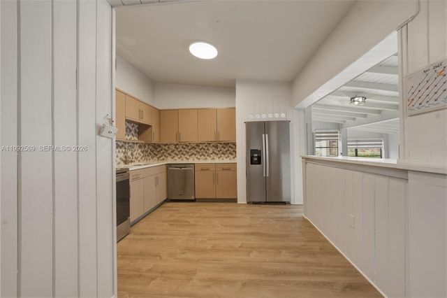 3825 SW 33rd St, West Park, FL 33023