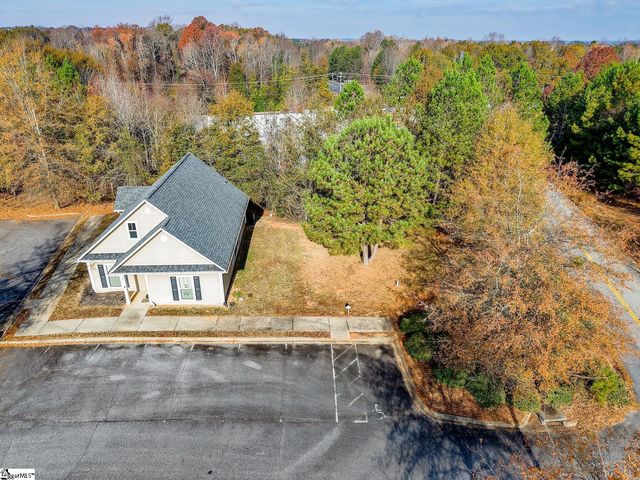 29 Civic Center Boulevard, Anderson, SC 29625