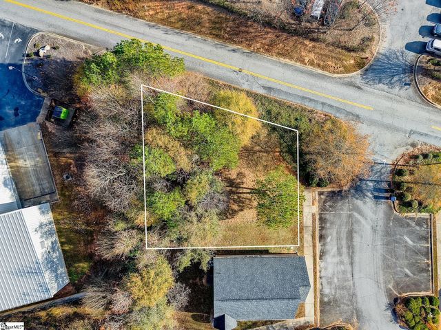 29 Civic Center Boulevard, Anderson, SC 29625