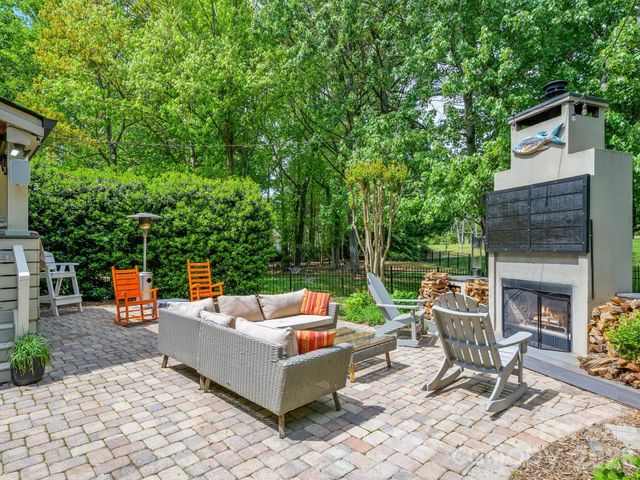 15635 Brem Lane, Charlotte, NC 28277