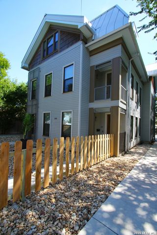 808 E Carson St Unit 103, San Antonio, TX 78208