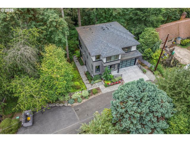 9629 Sw 18TH Pl, Portland, OR 97219