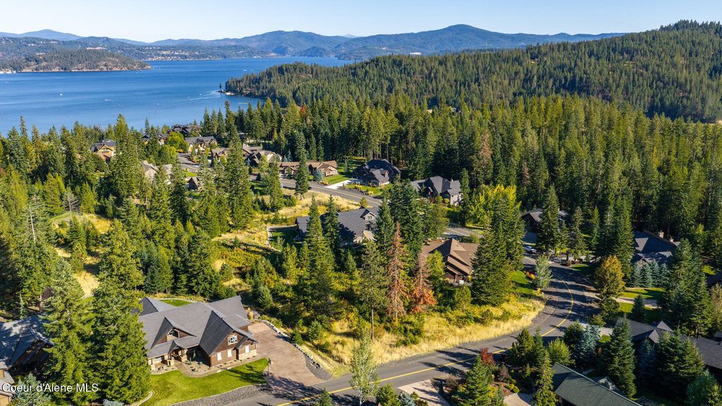 3915 W Cielo View CT, Coeur d'Alene, ID 83814 photo 3