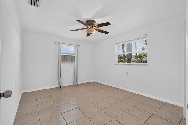 101 E Beverly Road E, Jupiter, FL 33469