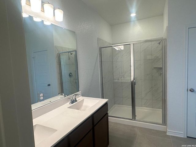 7806 Rock Wren Fall, San Antonio, TX 78253
