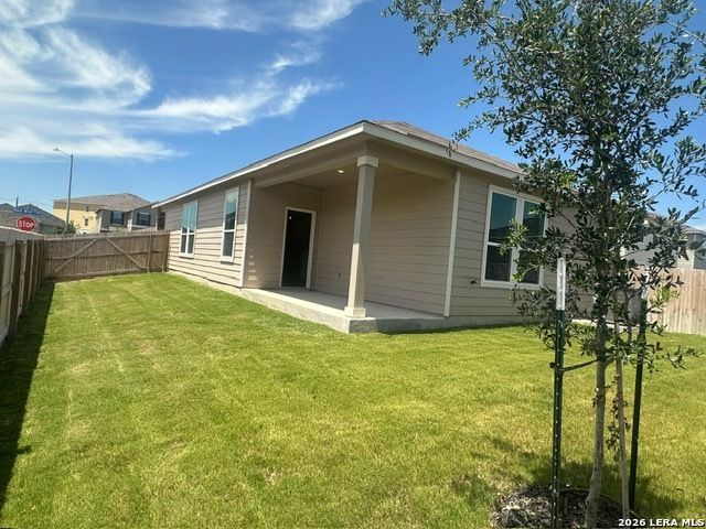 7806 Rock Wren Fall, San Antonio, TX 78253