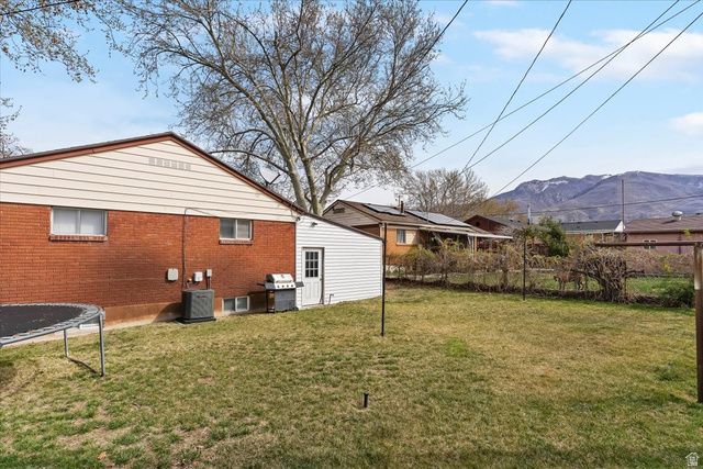 323 E 4575 S, Washington Terrace, UT 84405
