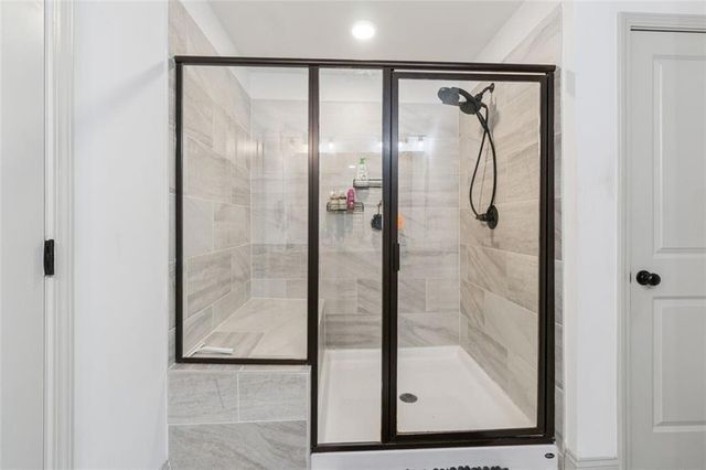 421 STOVALL Place, Woodstock, GA 30188