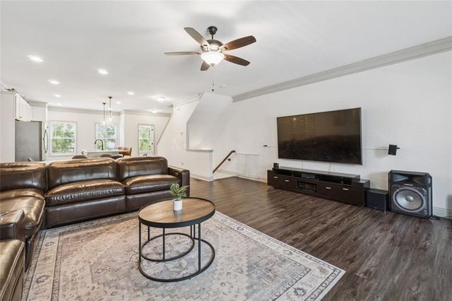 421 STOVALL Place, Woodstock, GA 30188