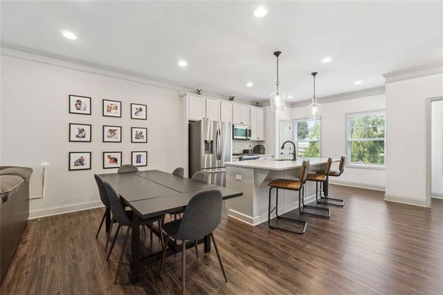 421 STOVALL Place, Woodstock, GA 30188