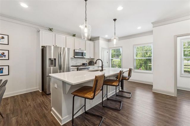 421 STOVALL Place, Woodstock, GA 30188