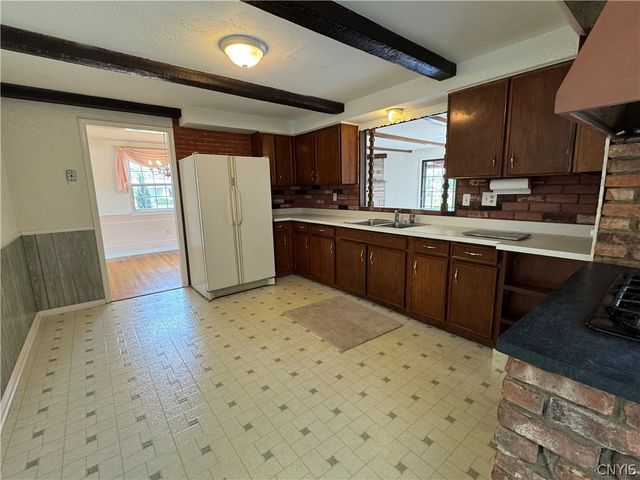 128 Washburn Drive, Dewitt, NY 13057