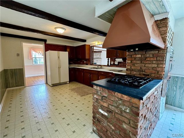 128 Washburn Drive, Dewitt, NY 13057