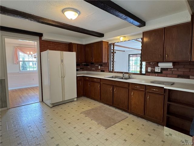 128 Washburn Drive, Dewitt, NY 13057