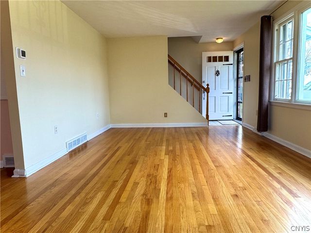 128 Washburn Drive, Dewitt, NY 13057