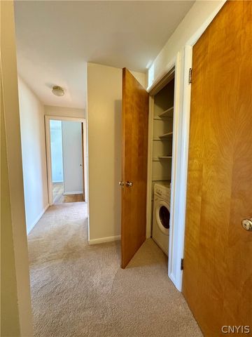 128 Washburn Drive, Dewitt, NY 13057