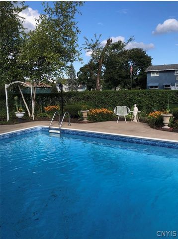 128 Washburn Drive, Dewitt, NY 13057