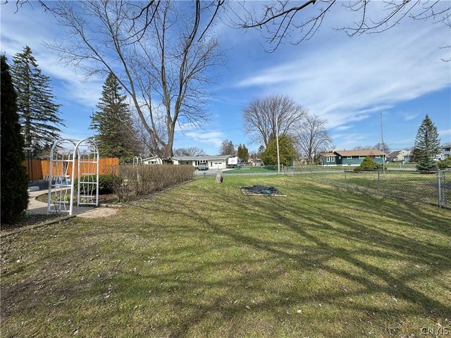128 Washburn Drive, Dewitt, NY 13057