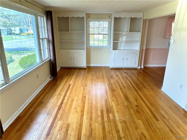 128 Washburn Drive, Dewitt, NY 13057