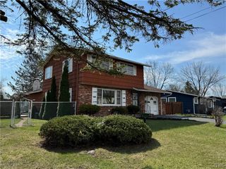 128 Washburn Drive, Dewitt, NY 13057