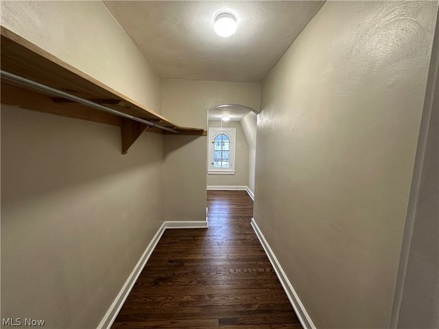 512 Clearmont Drive, Youngstown, OH 44511