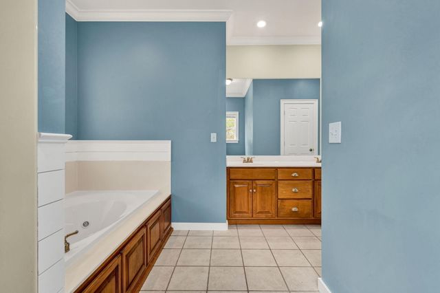 1168 Council Road NE, Charleston, TN 37310