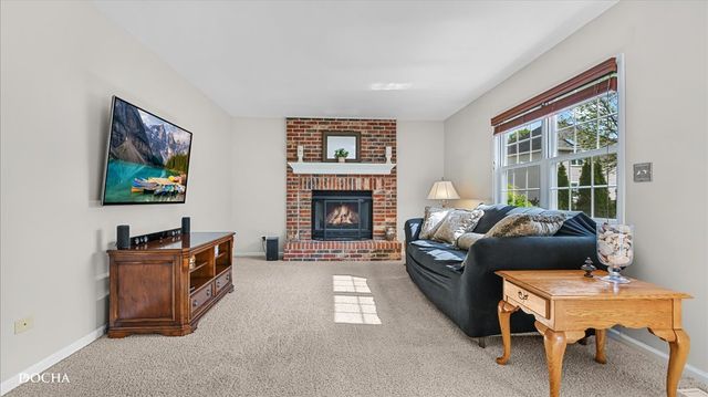 2220 Stonehaven Drive, Plainfield, IL 60586