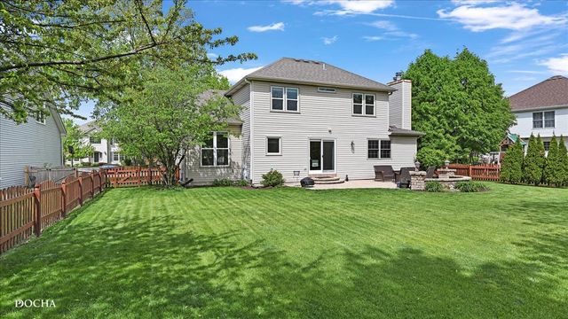 2220 Stonehaven Drive, Plainfield, IL 60586