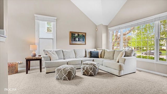 2220 Stonehaven Drive, Plainfield, IL 60586