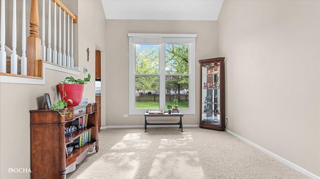 2220 Stonehaven Drive, Plainfield, IL 60586