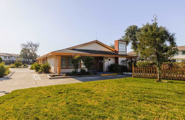 4262 Las Feliz Ct, Union City, CA 94587