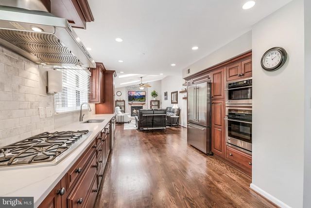 13387 GLEN TAYLOR LN, Herndon, VA 20171