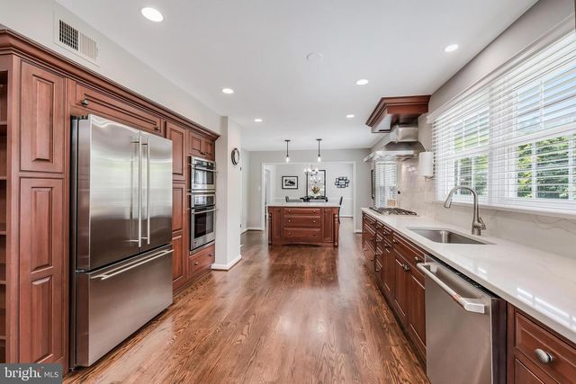 13387 GLEN TAYLOR LN, Herndon, VA 20171