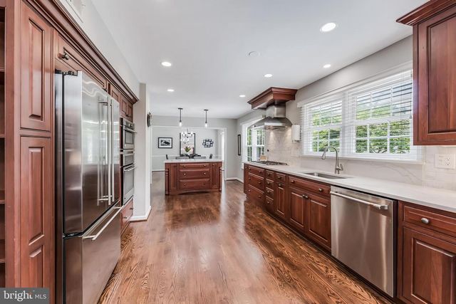 13387 GLEN TAYLOR LN, Herndon, VA 20171