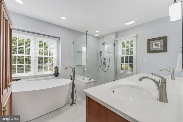 13387 GLEN TAYLOR LN, Herndon, VA 20171