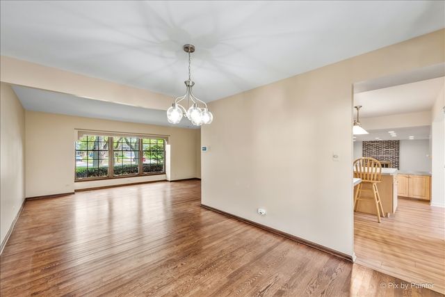 3116 Mary Kay Lane, Glenview, IL 60026