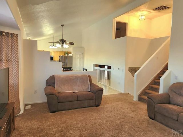 1467 W Plaza De Los Leones Dr, Pueblo West, CO 81007