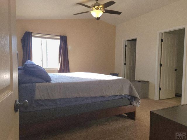 1467 W Plaza De Los Leones Dr, Pueblo West, CO 81007