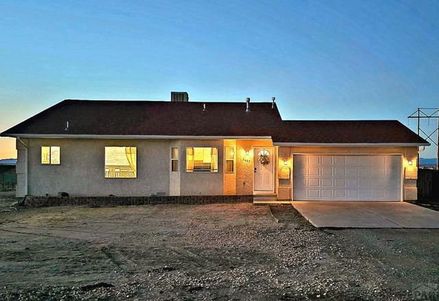 1467 W Plaza De Los Leones Dr, Pueblo West, CO 81007