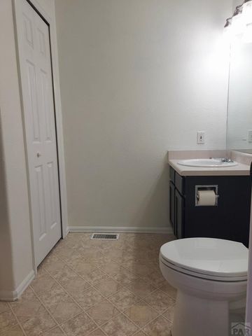 1467 W Plaza De Los Leones Dr, Pueblo West, CO 81007