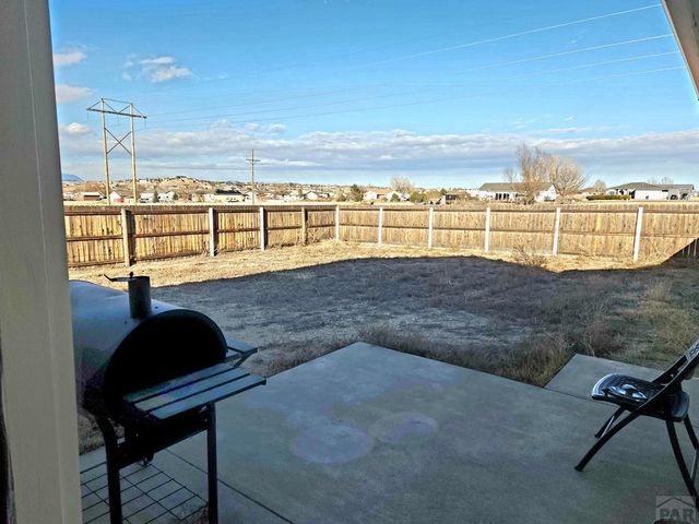 1467 W Plaza De Los Leones Dr, Pueblo West, CO 81007