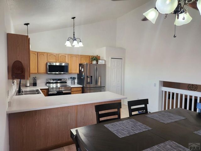 1467 W Plaza De Los Leones Dr, Pueblo West, CO 81007