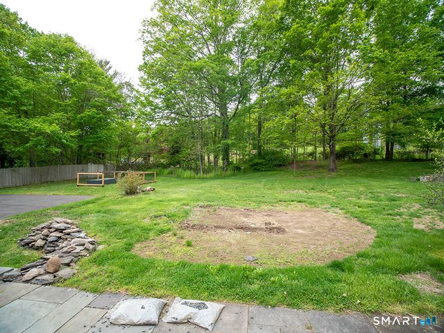 388 Amity Road, Woodbridge, CT 06525