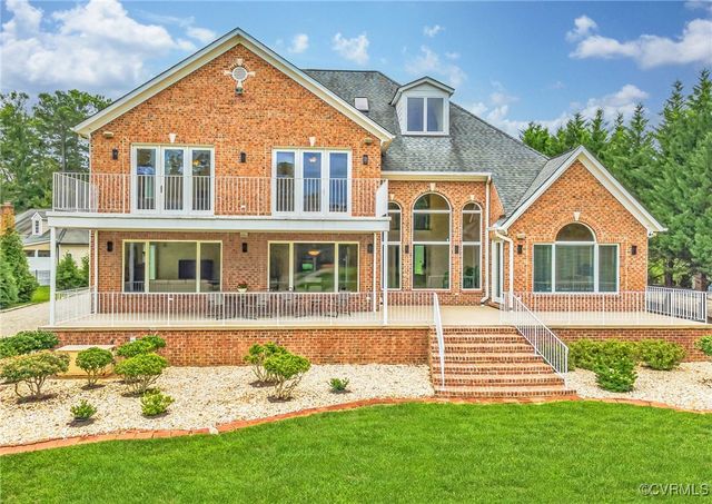 13612 Waterswatch Ctr, Midlothian, VA 23113