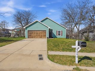 5504 Wellesley Avenue, Fort Worth, TX 76107