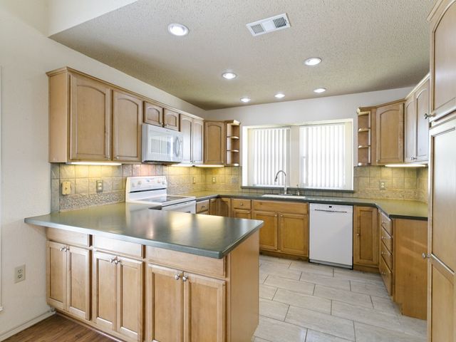 1515 Laguna Vista Way, Grapevine, TX 76051