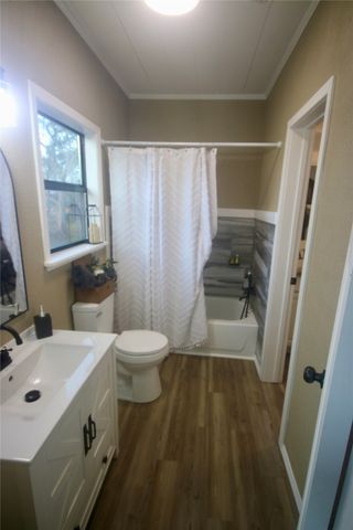 514 E Linn Street, Huntington, TX 75949