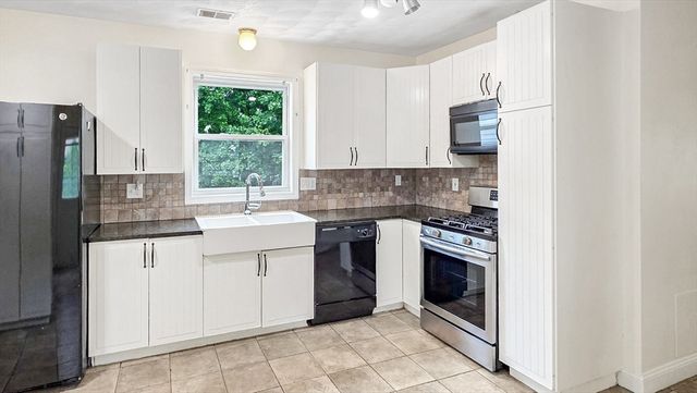 14 Cocasset 2, Foxboro, MA 02035