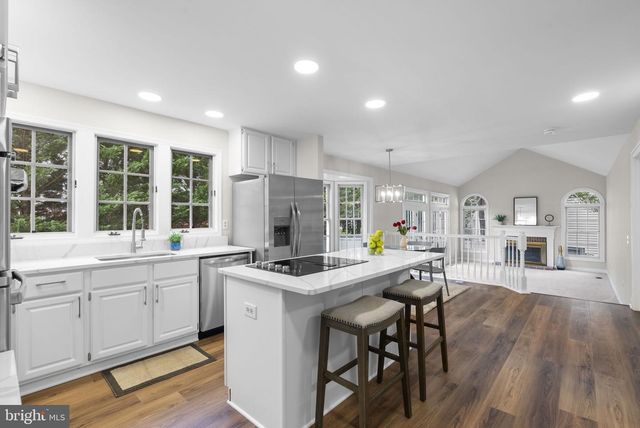 12004 PINEAPPLE GROVE DR, North Potomac, MD 20878
