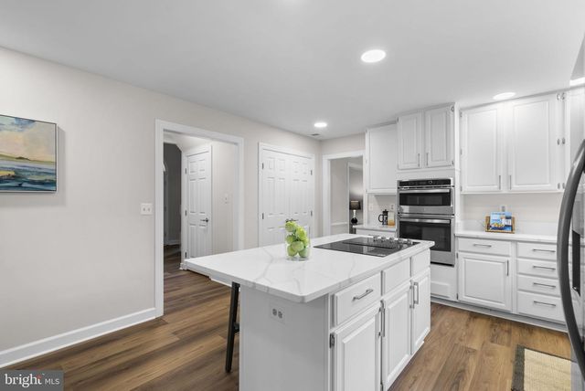 12004 PINEAPPLE GROVE DR, North Potomac, MD 20878